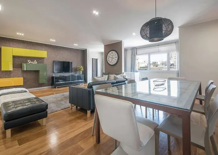 Canela Homes